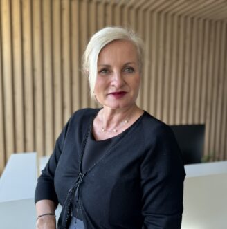 B_Pošívalová_portrét_3